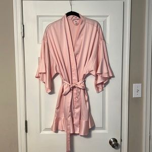 Victoria’s Secret satin robe NWOT